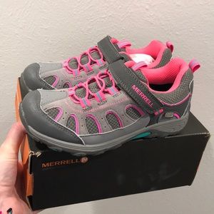 Brand New Merrell Hiking Shoes for Girls, size 2